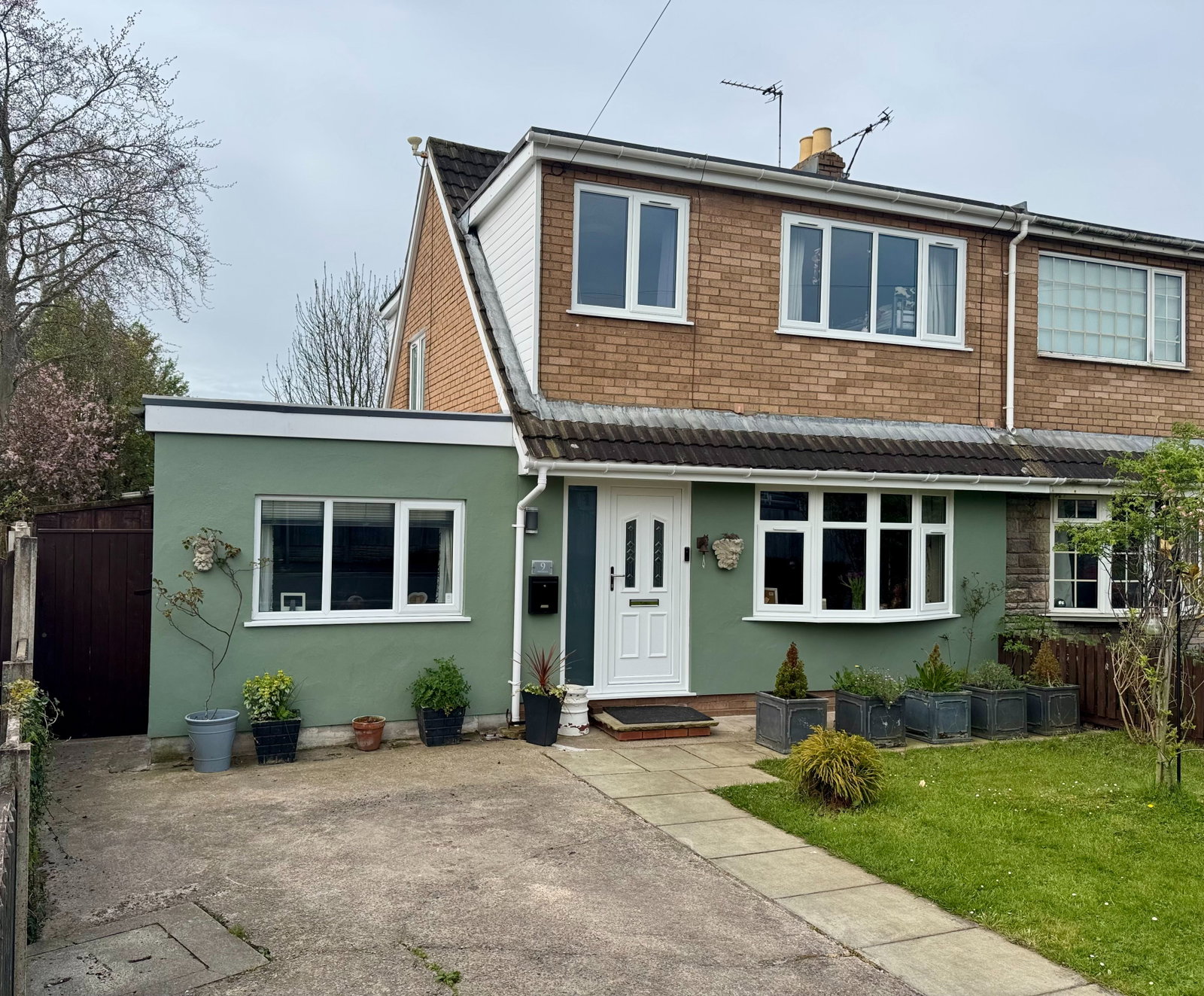 Semi Detached House in Preston