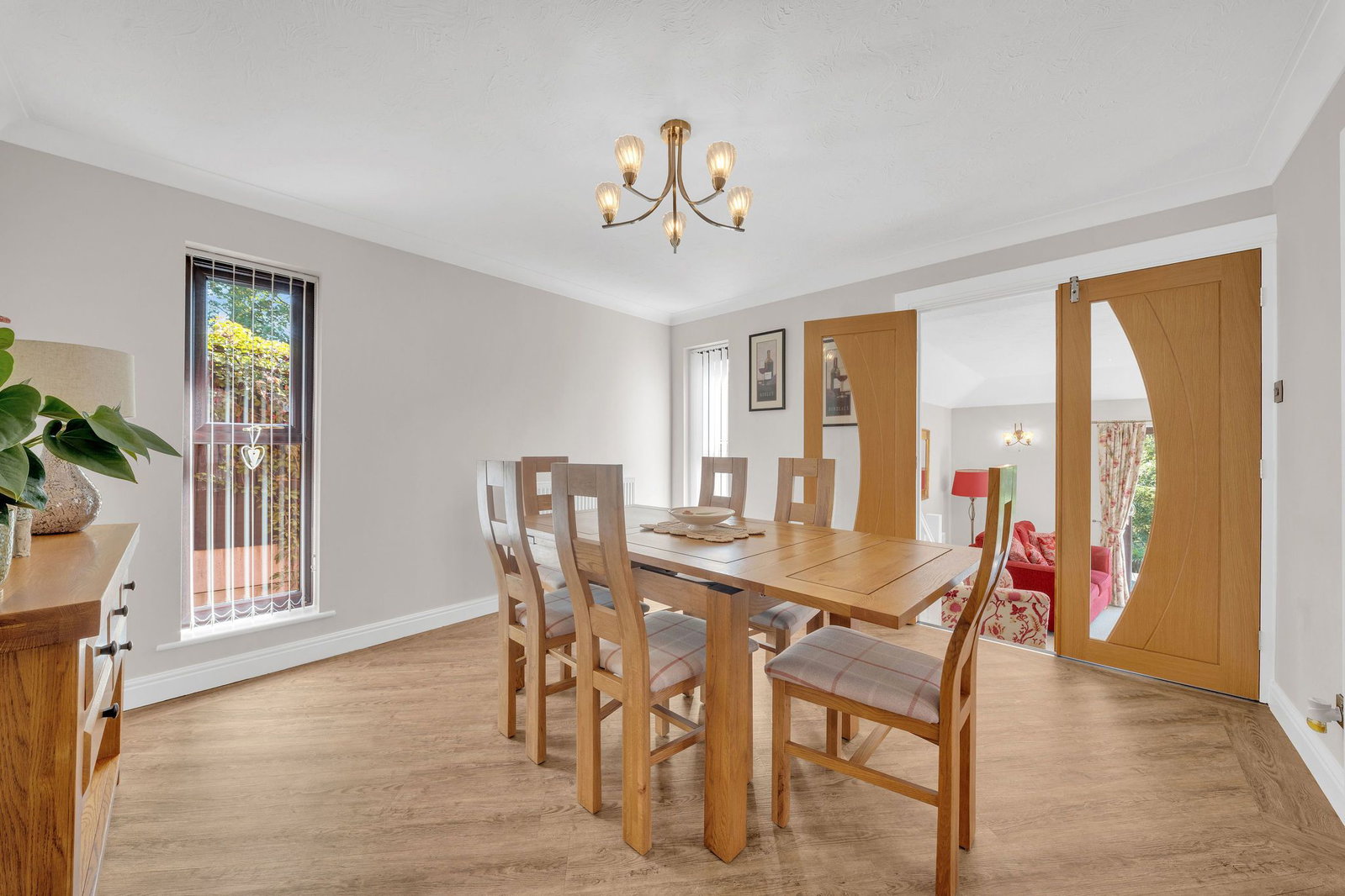 Detached House for sale in Chorley, Bolton Road, Anderton, Lancashire, PR6, 1905 m²