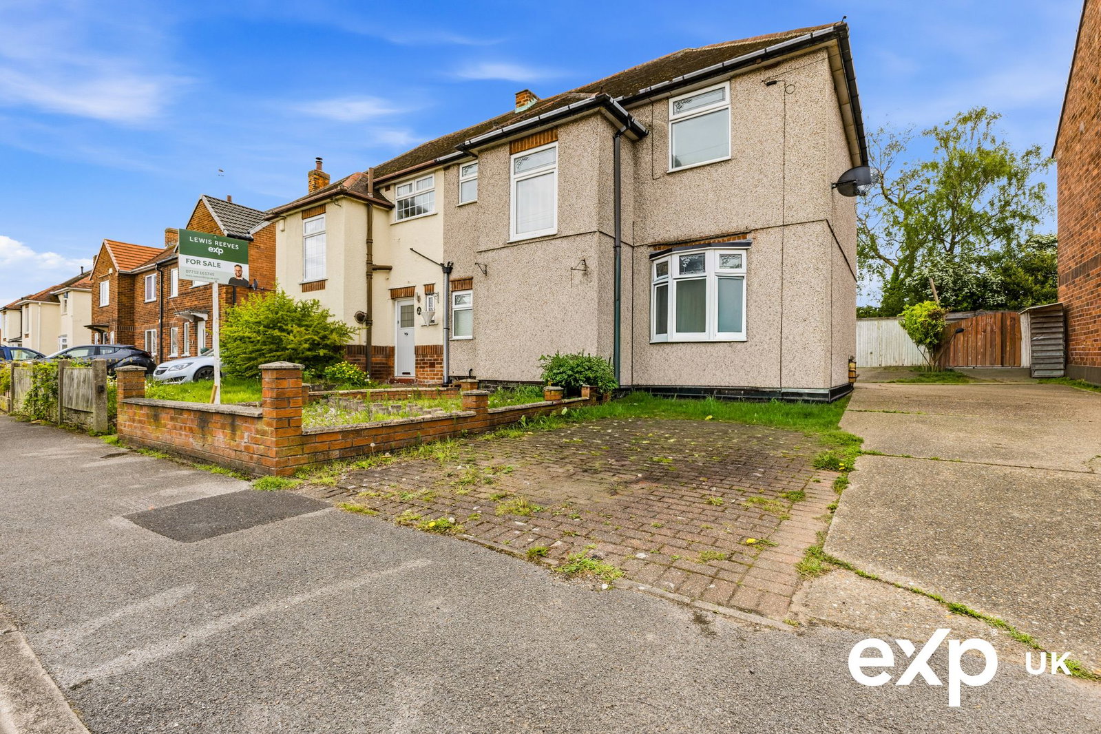 Semi Detached House in Mansfield