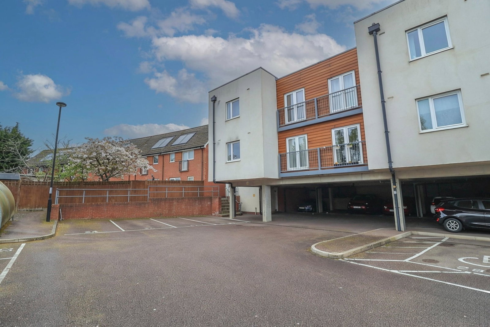 Flat in Milton Keynes