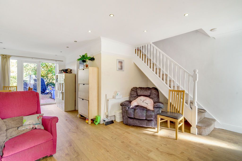 End Of Terrace House in Croydon