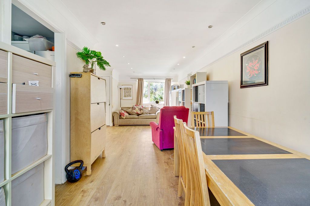 End Of Terrace House in Croydon