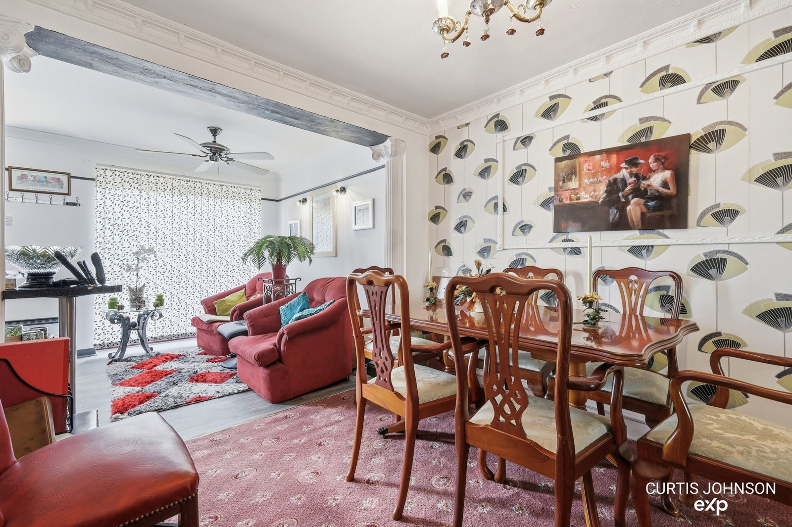 Semi Detached House in Hornchurch