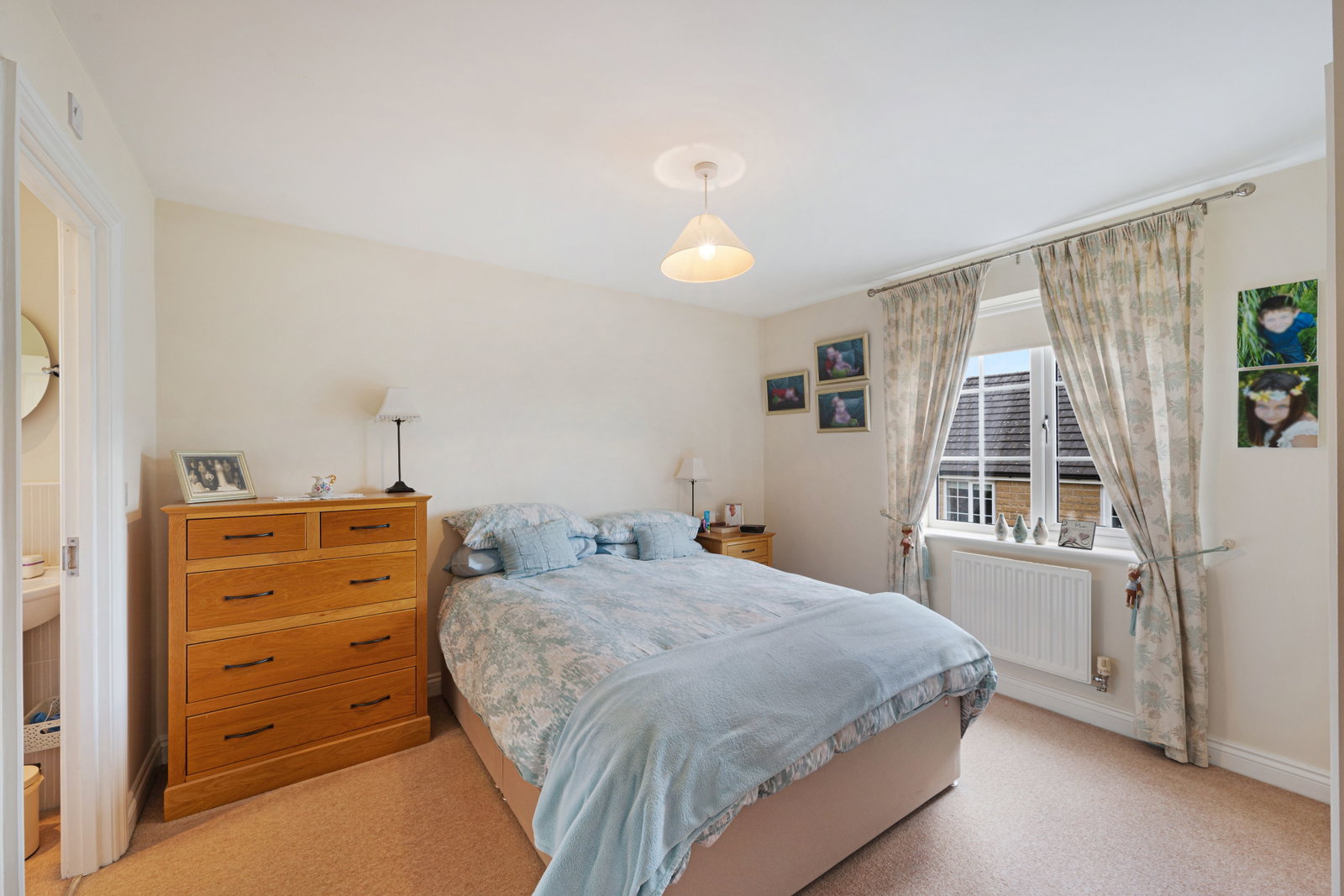 Detached House in Huddersfield