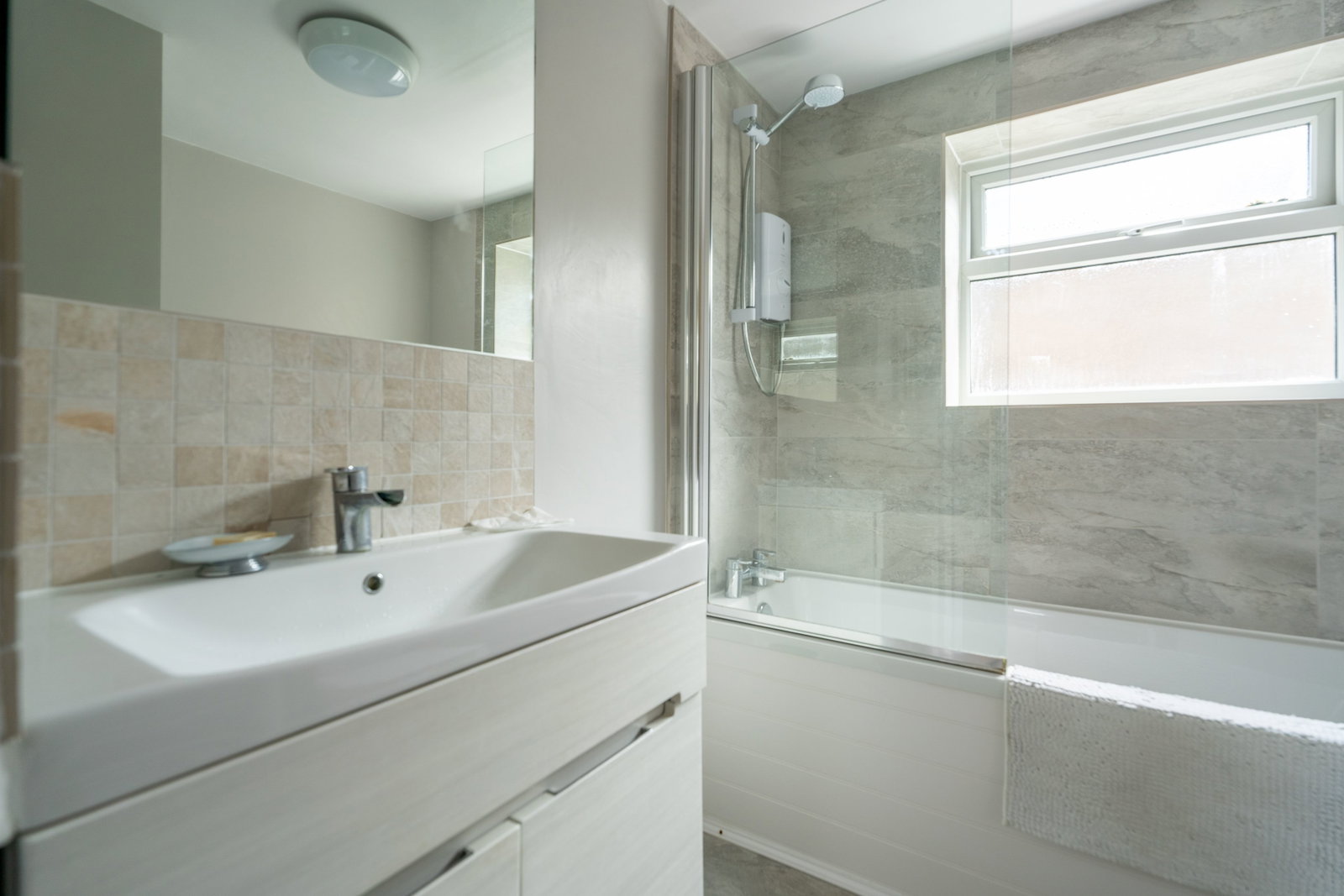 Ground Floor Flat for sale in Exmouth, Dagmar Road, Exmouth, EX8, 517 m²