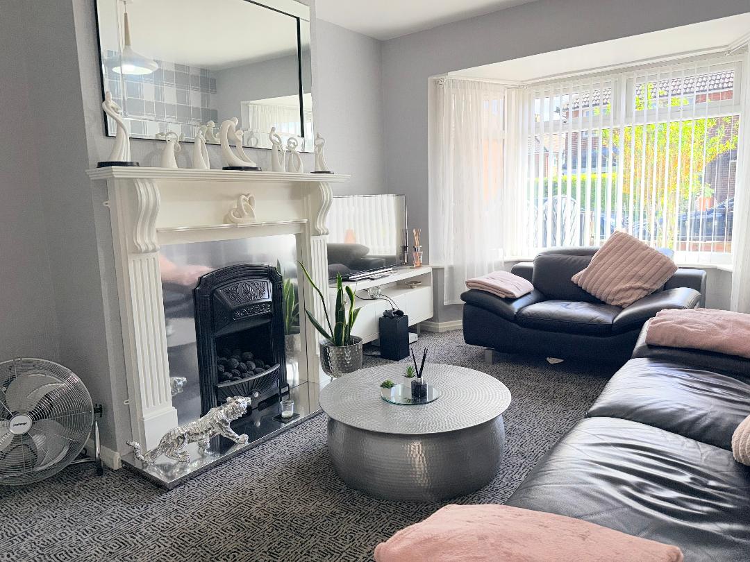 Semi Detached House in Manchester