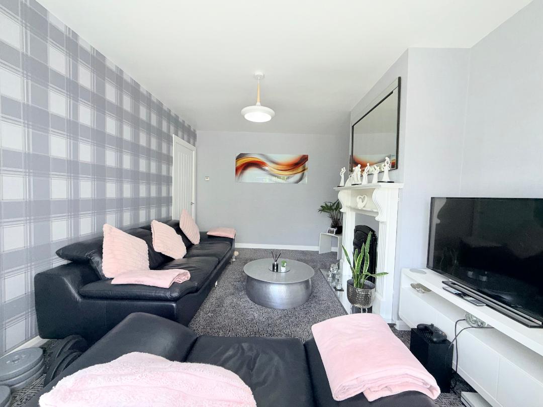 Semi Detached House in Manchester