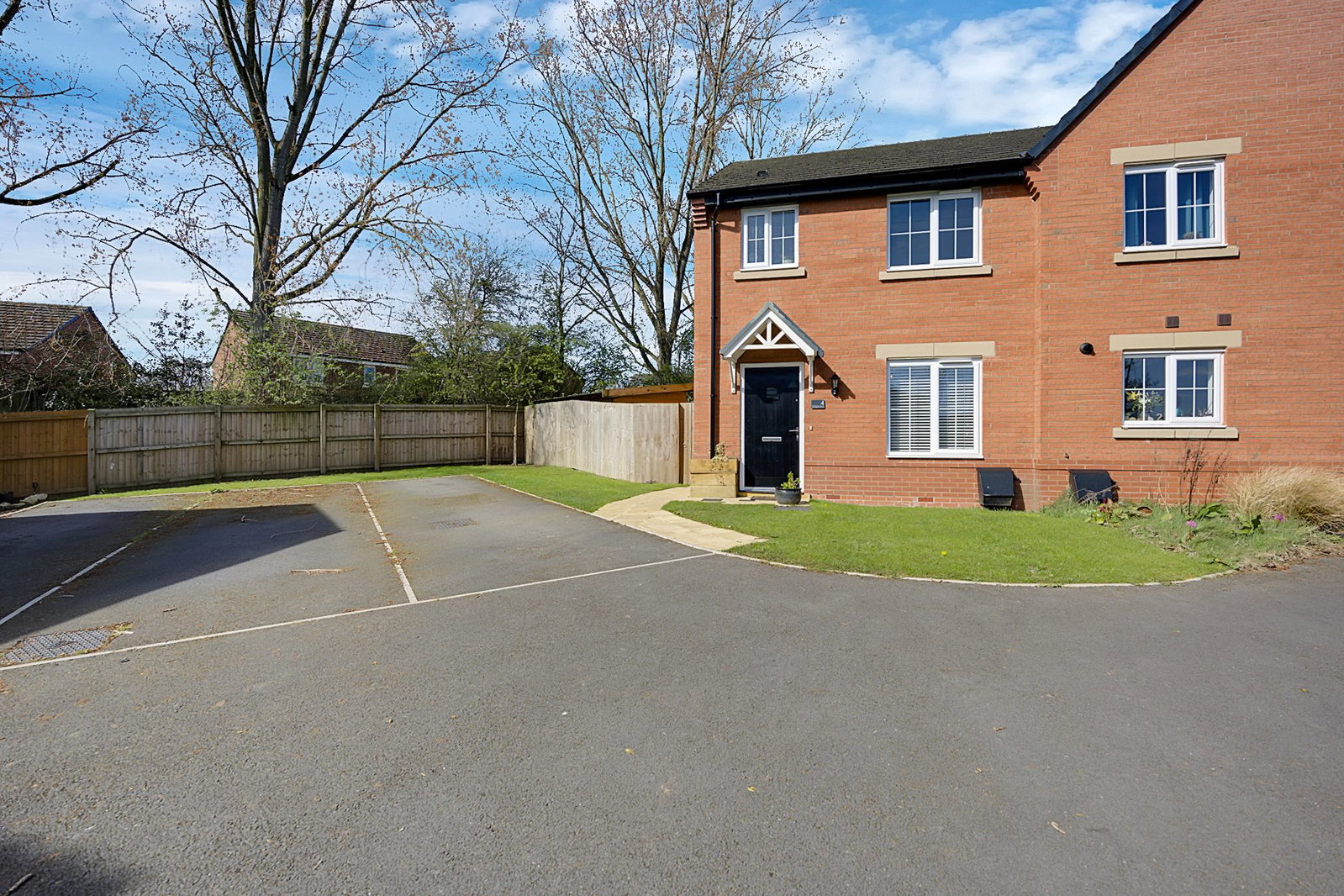 Semi Detached House in Crewe