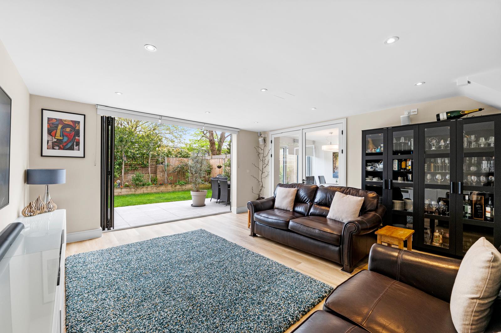Semi Detached House in Croydon