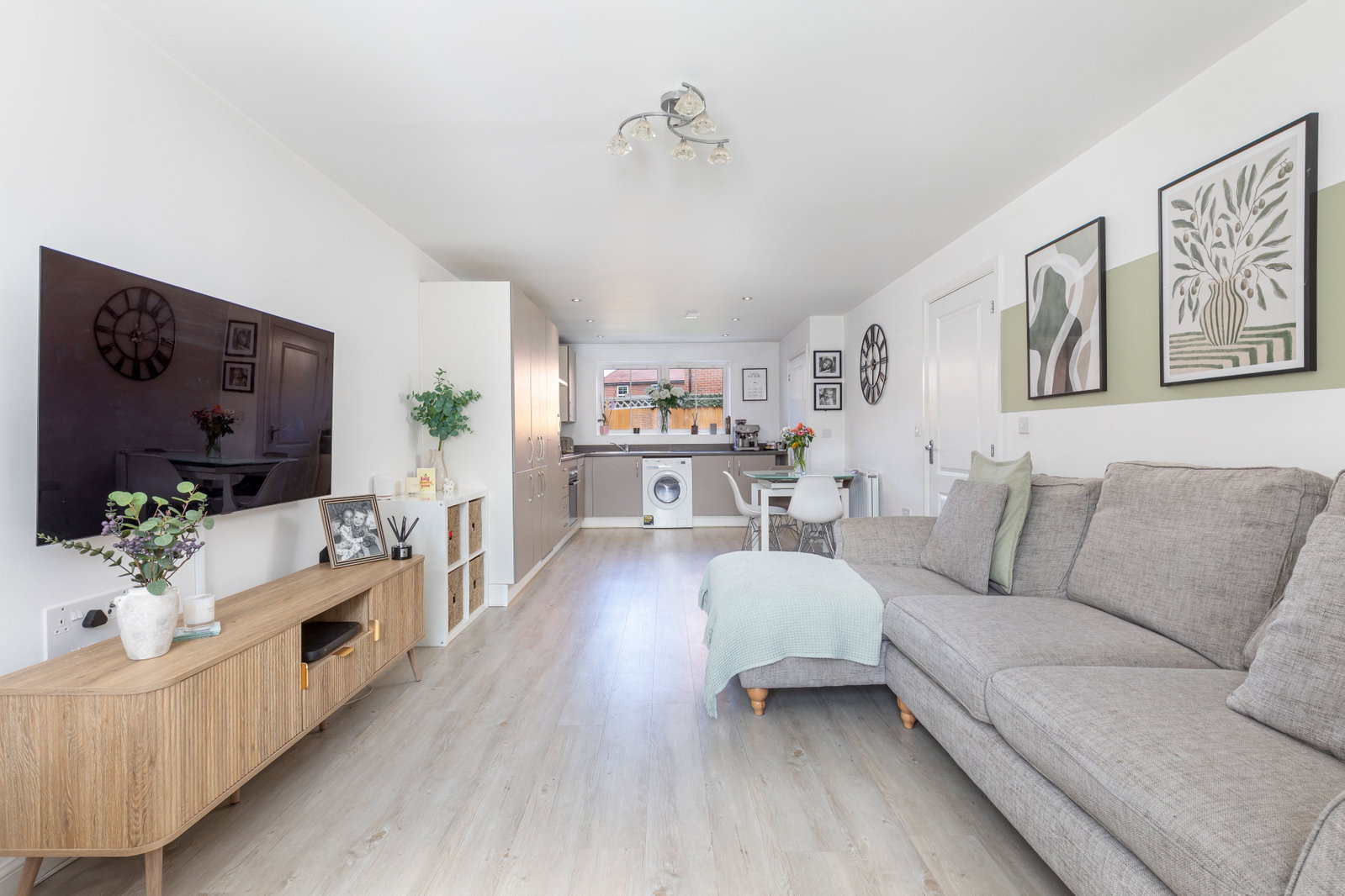 Terraced House in Henfield