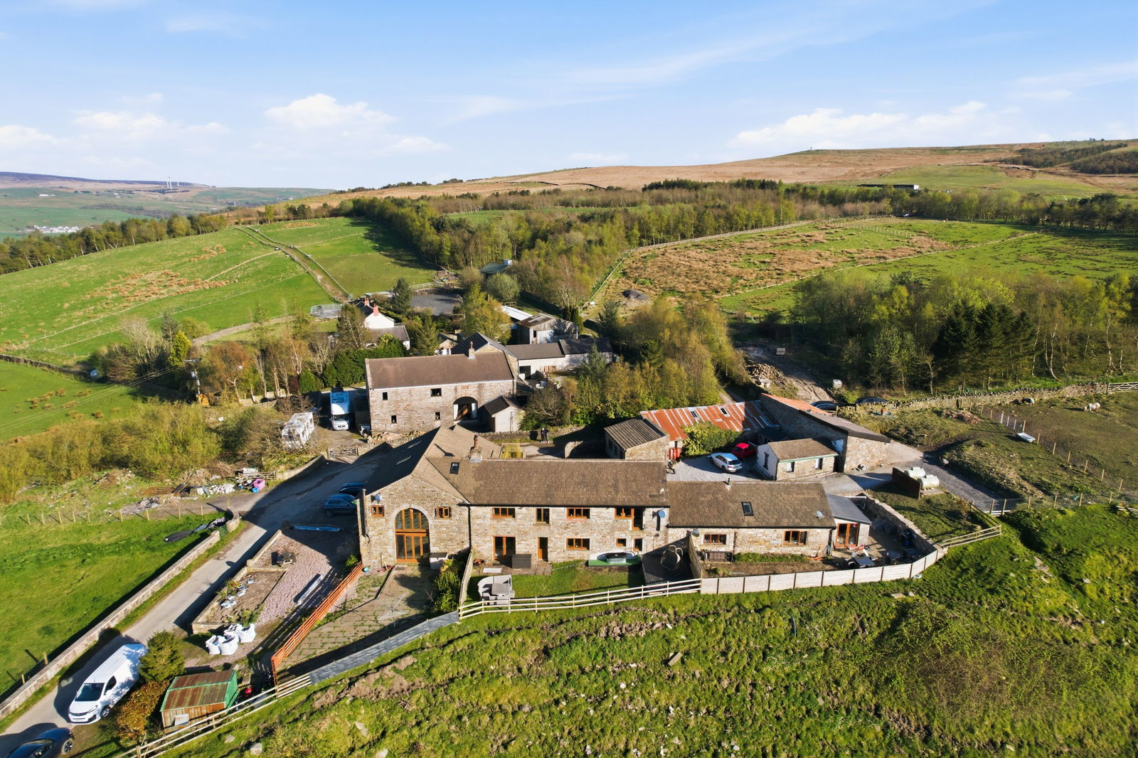 Barn Conversion for sale in Burnley, Glen View Road, Burnley, BB11 3QS, 2143 m²