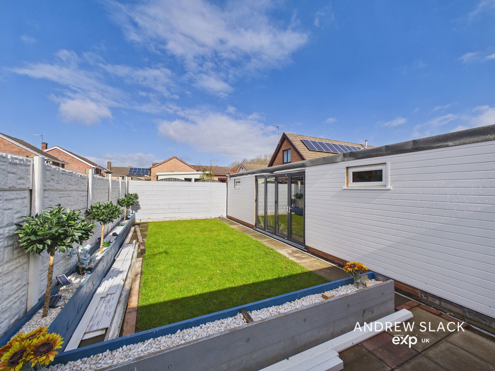 Semi Detached Bungalow in Nottingham