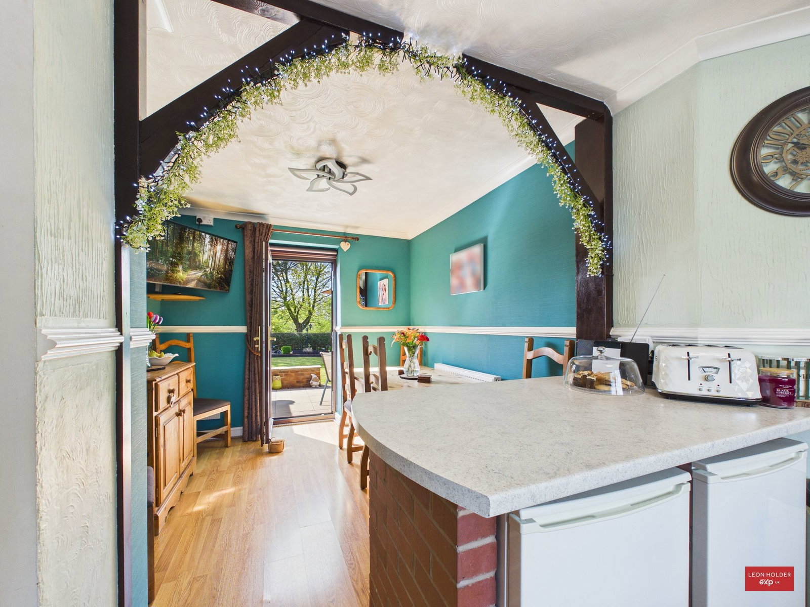Semi Detached House in Gloucester