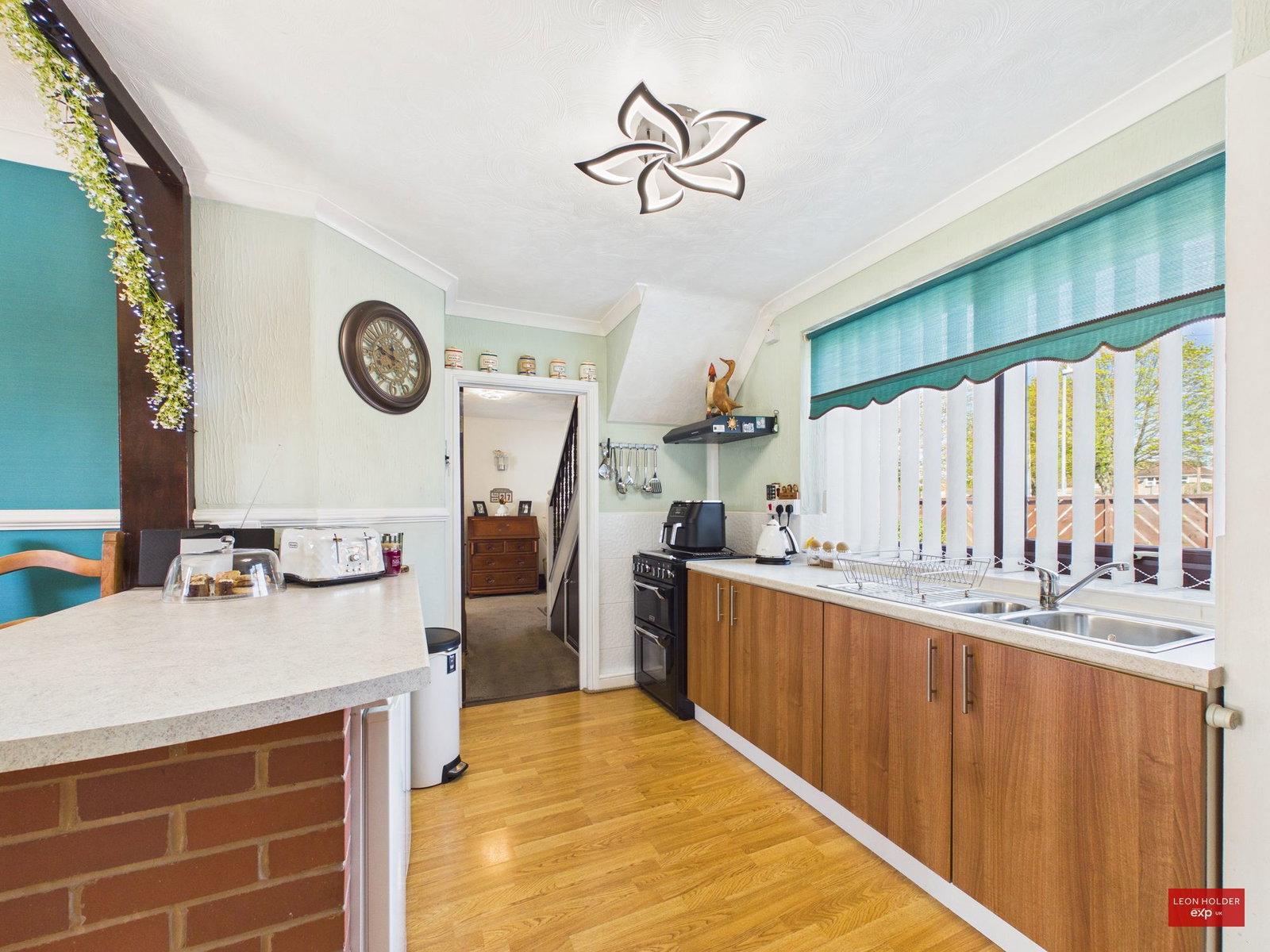 Semi Detached House in Gloucester