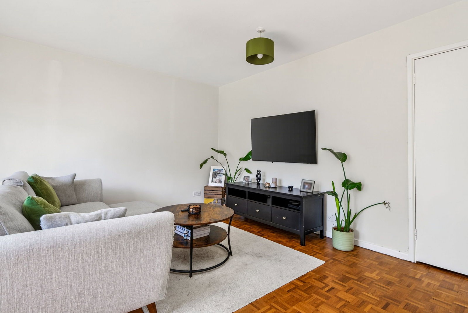 Flat in Leatherhead