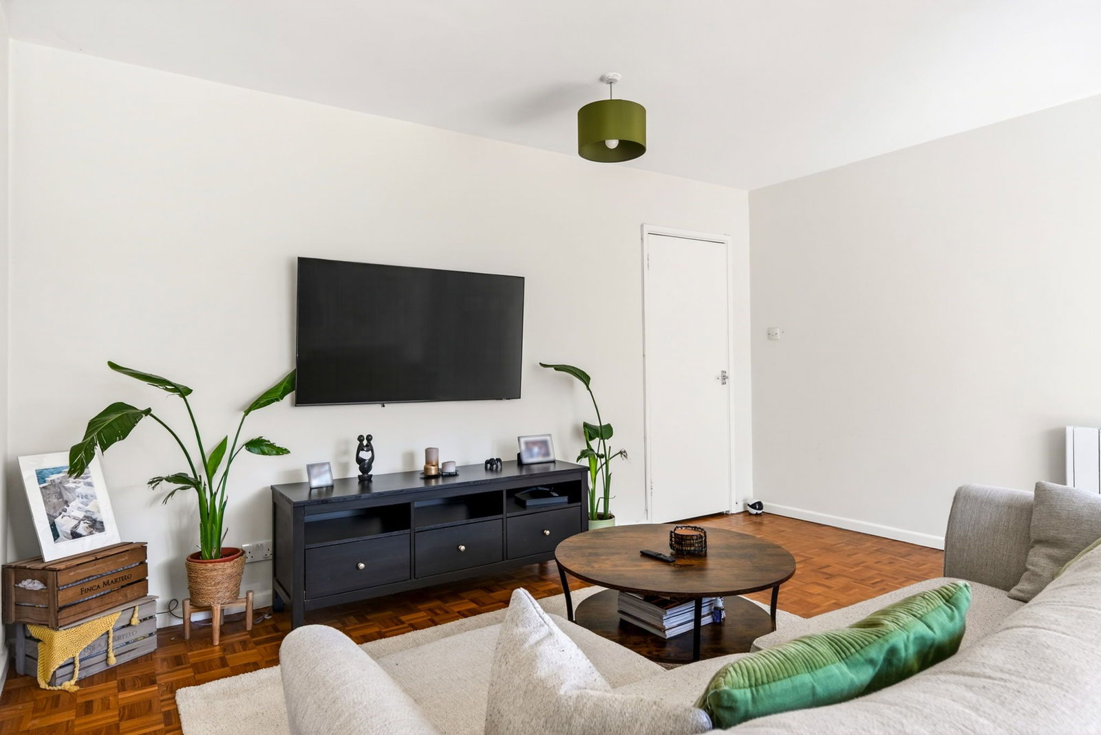 Flat in Leatherhead