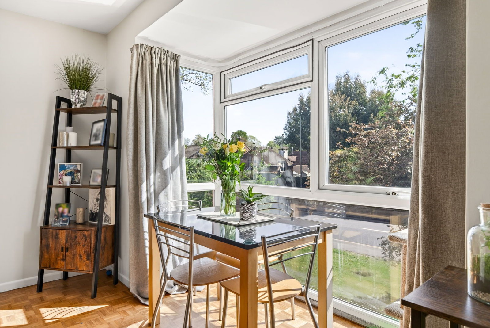 Flat in Leatherhead
