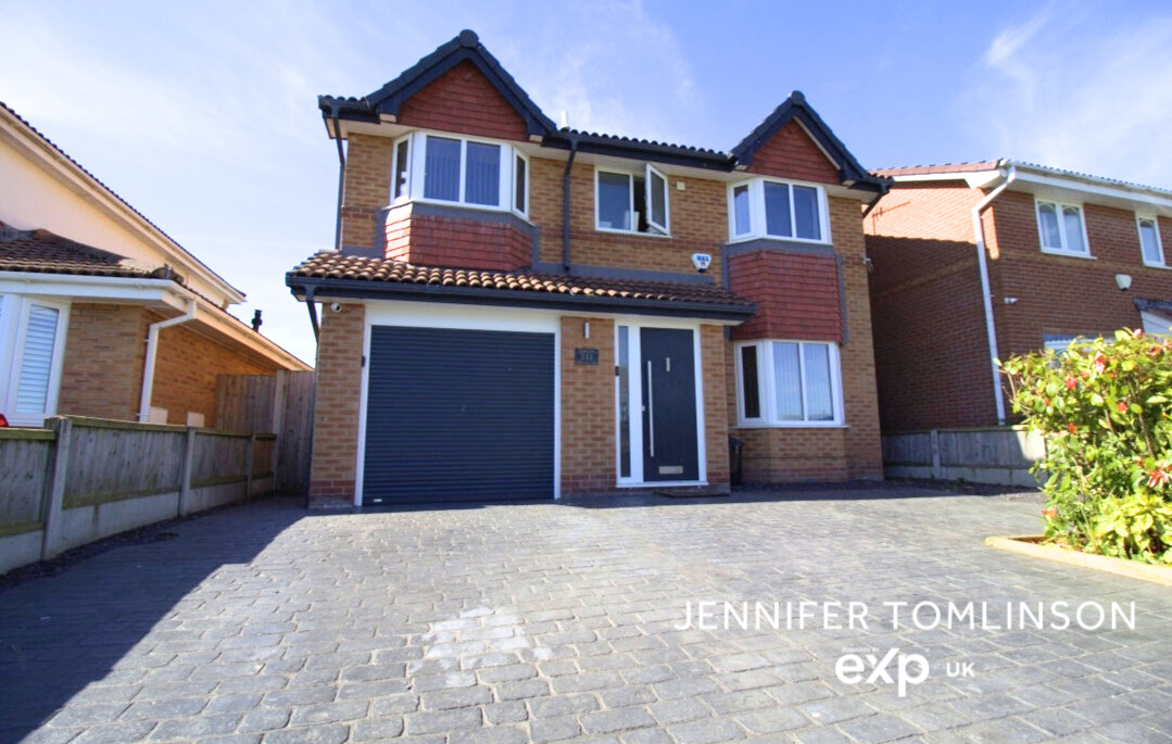 Detached House in Wirral