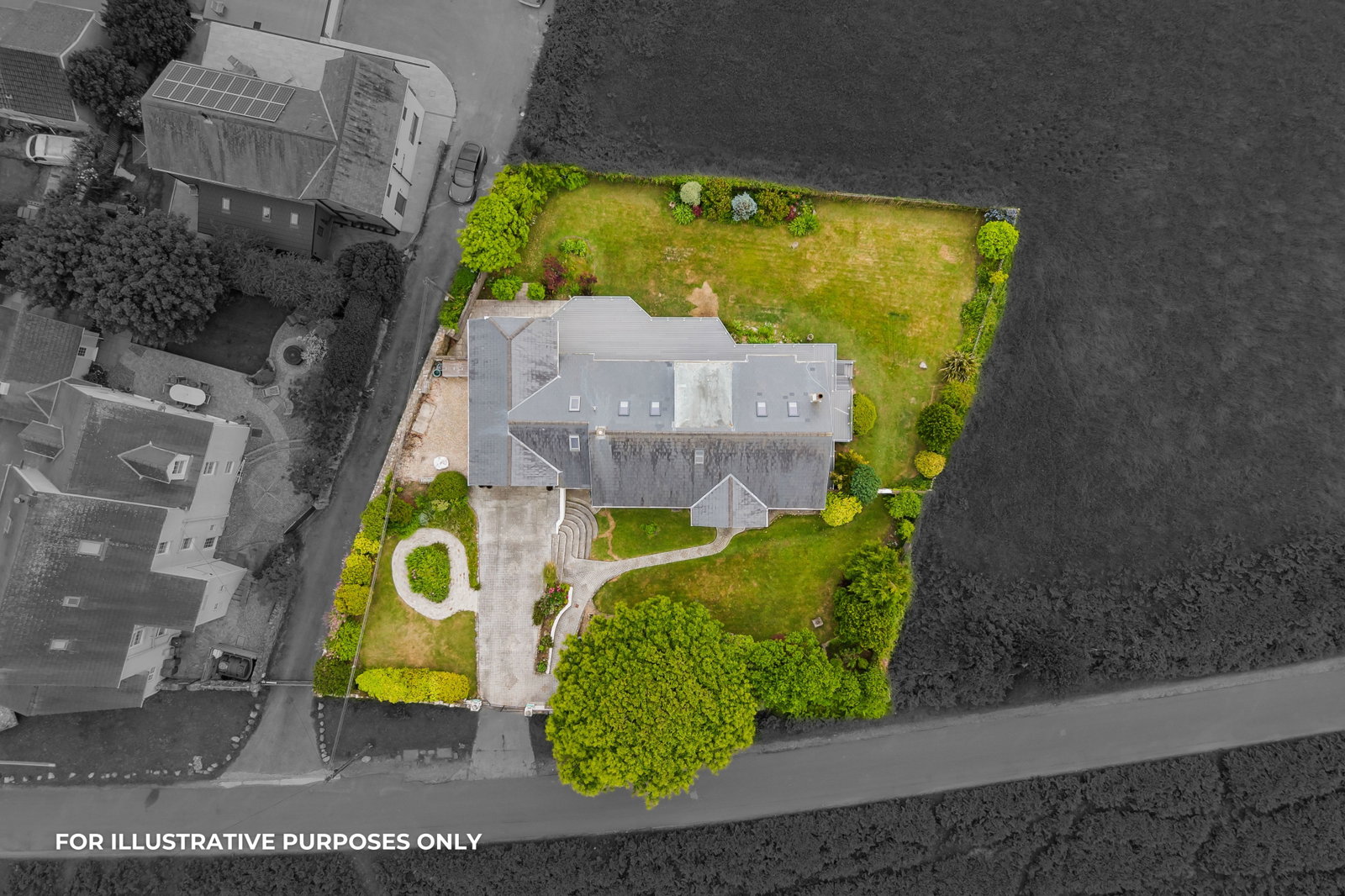 Detached House in Swansea