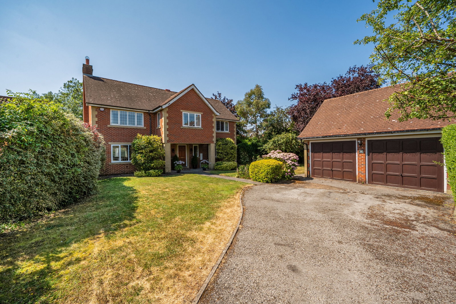 Detached House for sale in York, Meadow Way, York, YO31 1EQ, 2056 m²