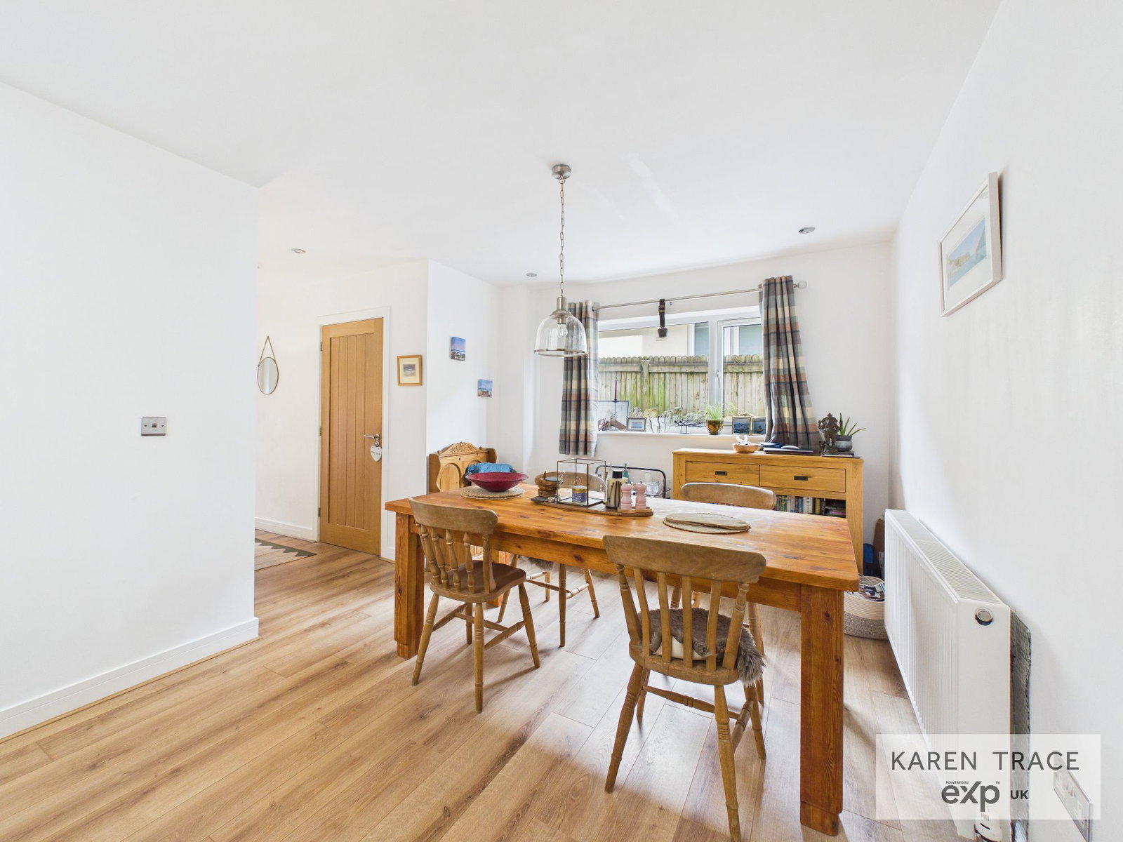 Detached House in Par