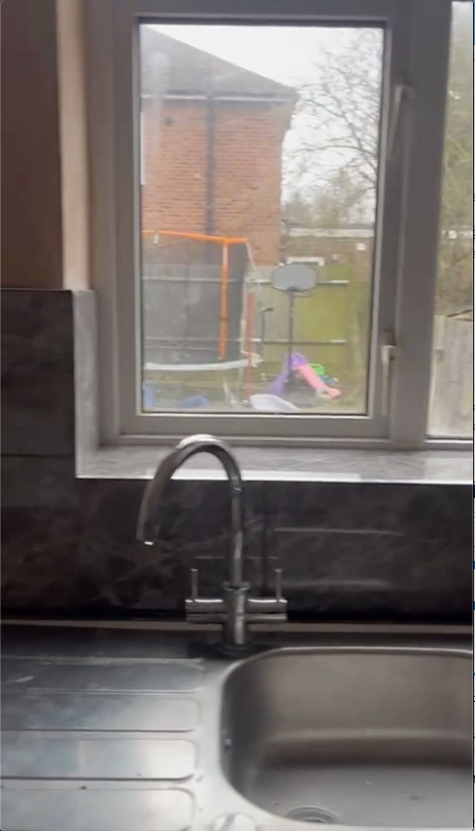 Semi Detached House in Luton