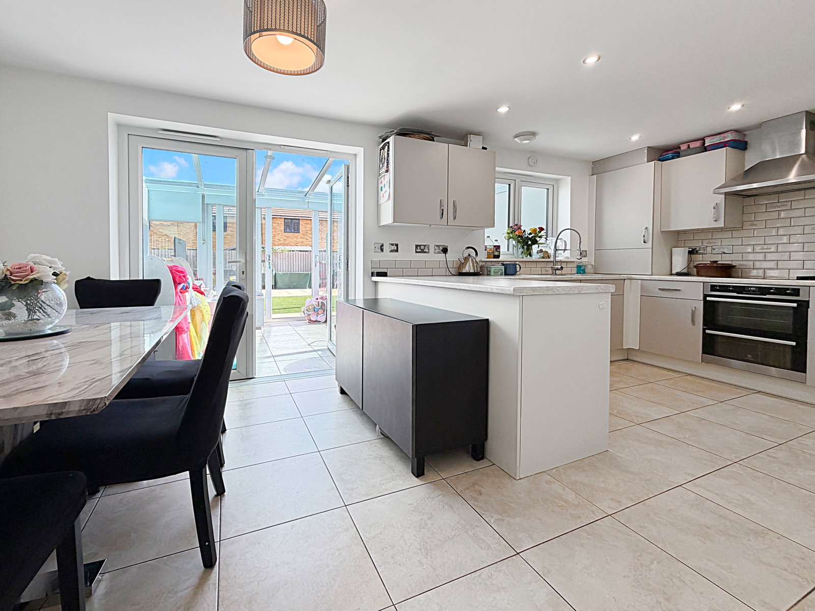 Semi Detached House in Tilbury