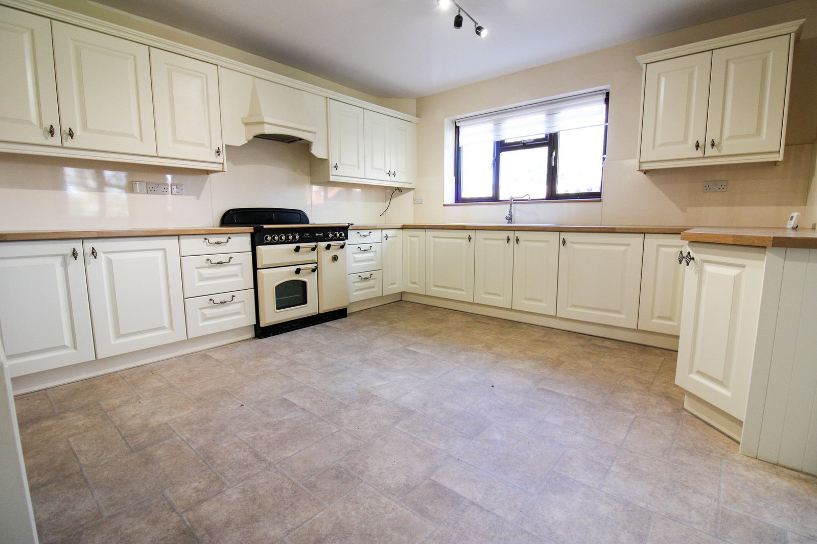 Detached House in Gainsborough
