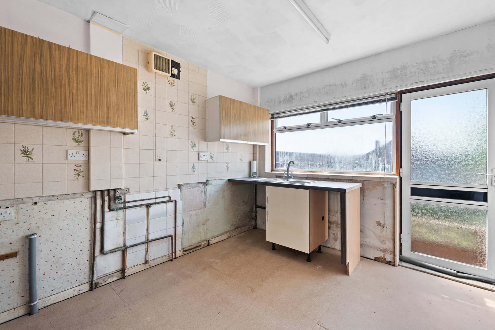 Semi Detached House in Barnsley