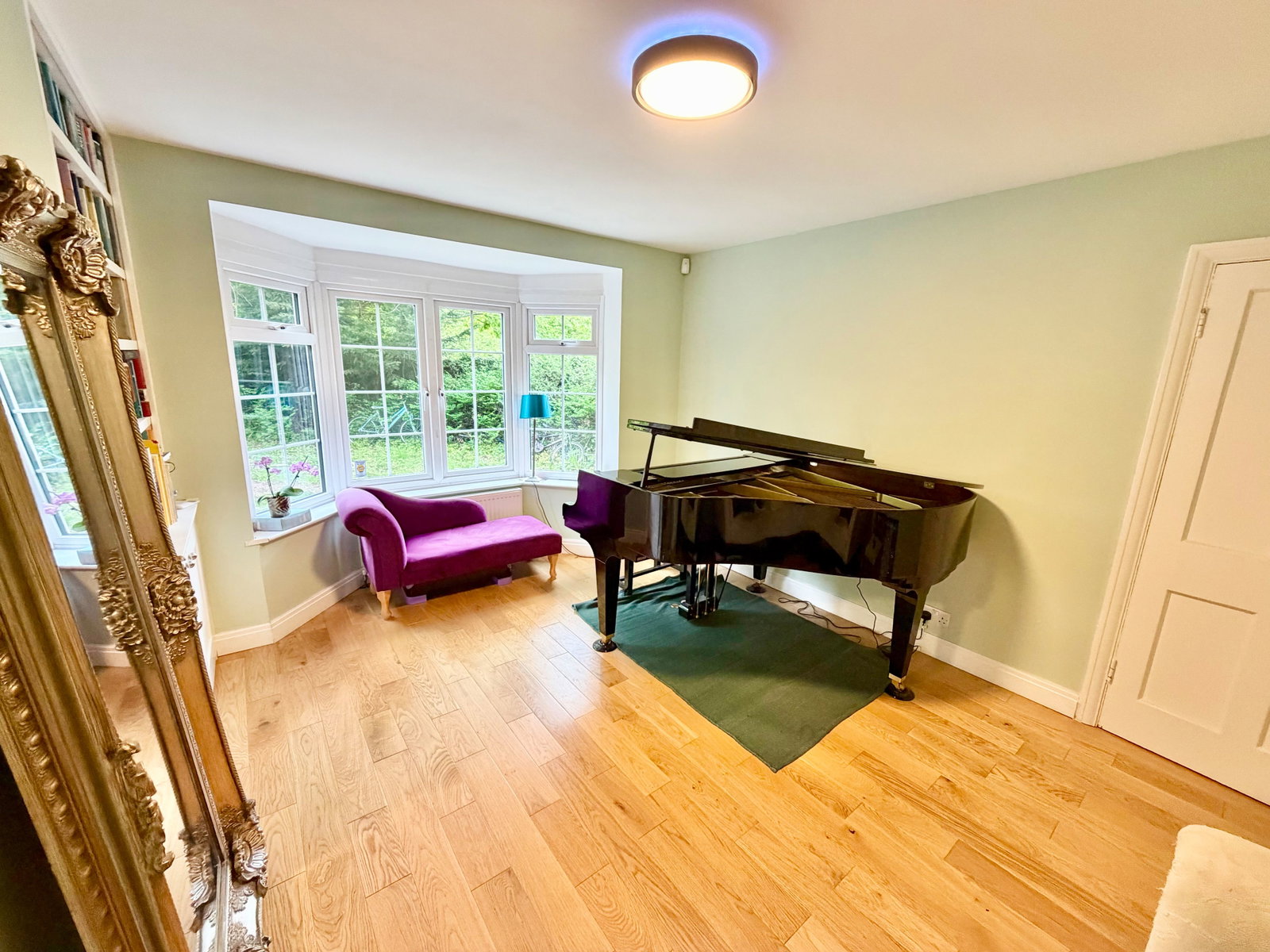 Semi Detached House in London