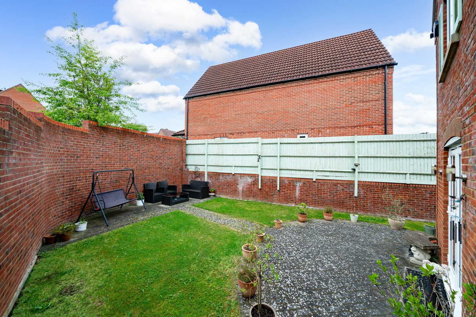 Detached House in Hemel Hempstead