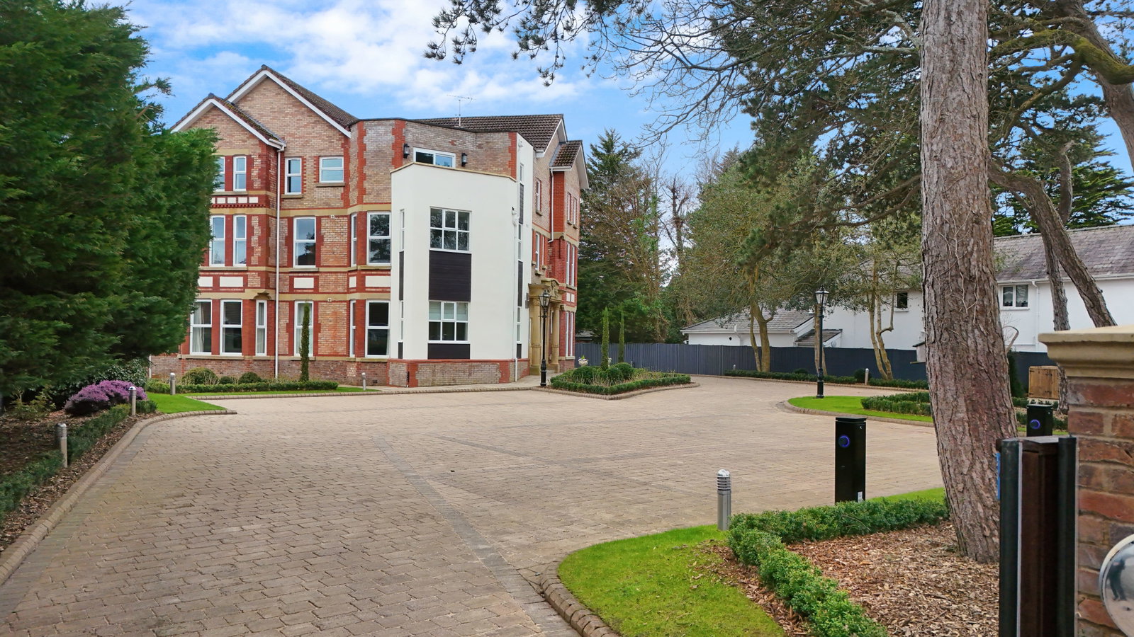 Triplex Flat in Formby