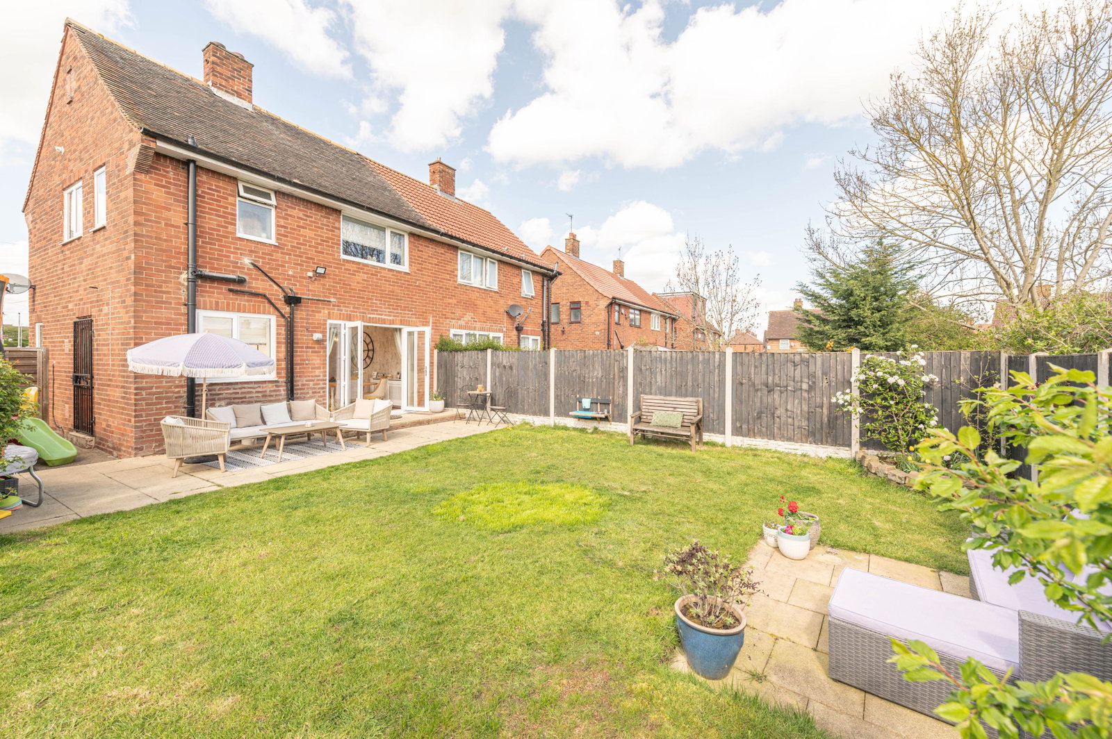 Semi Detached House in Leeds
