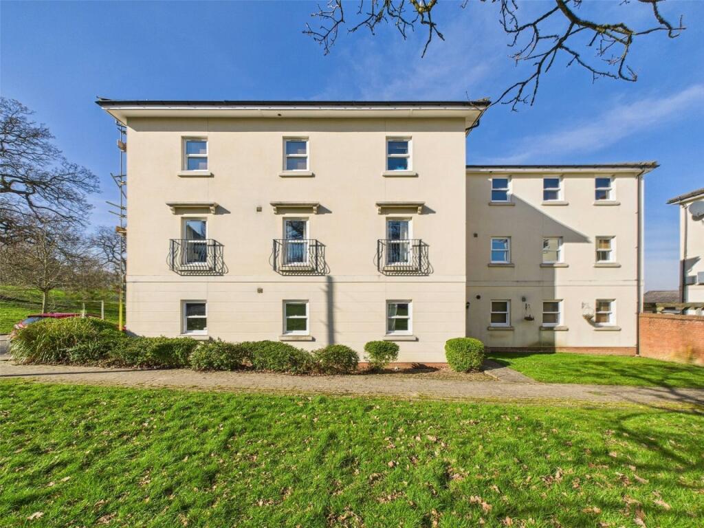 Flat in Cheltenham