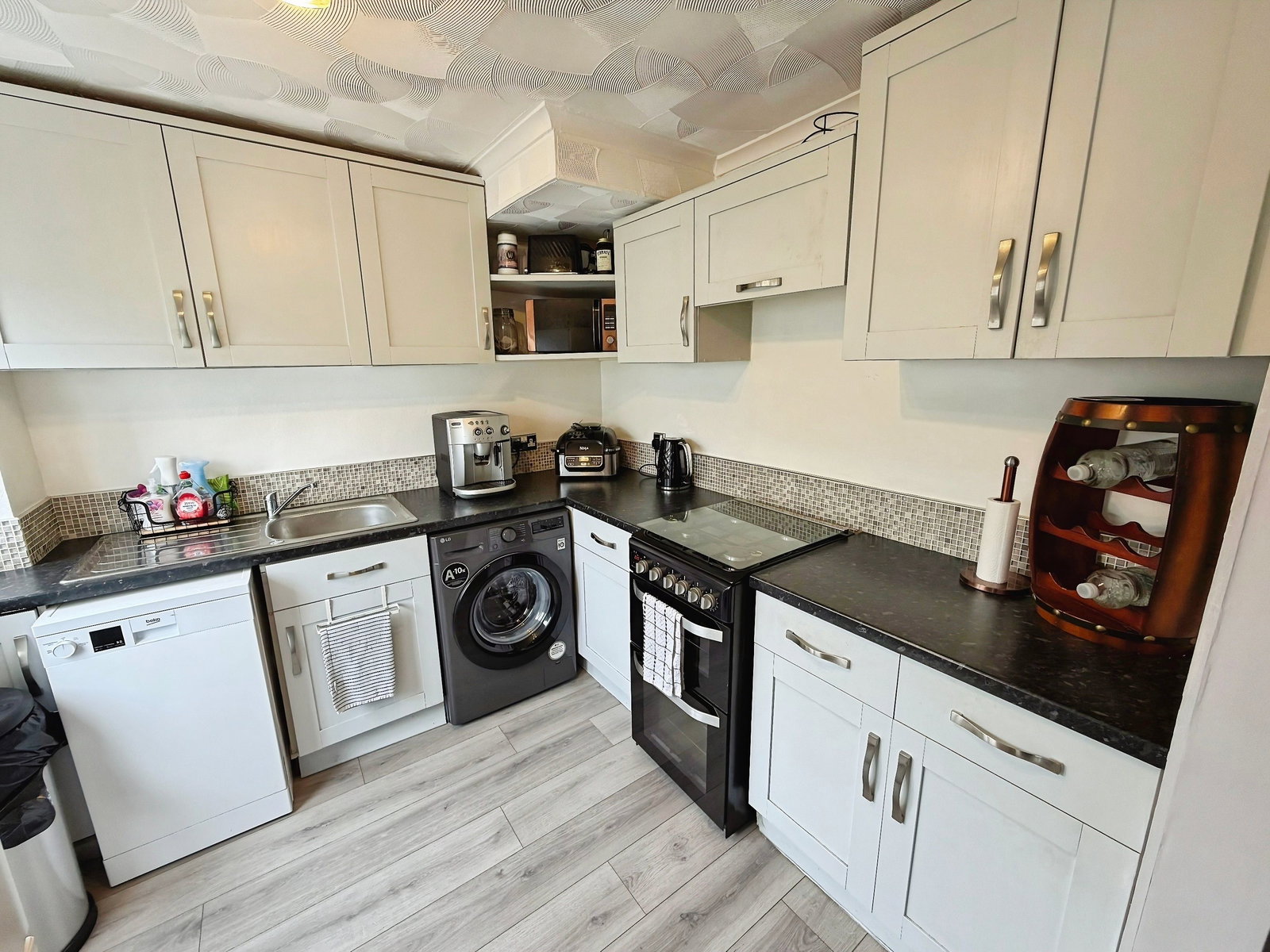 Semi Detached House in Barry