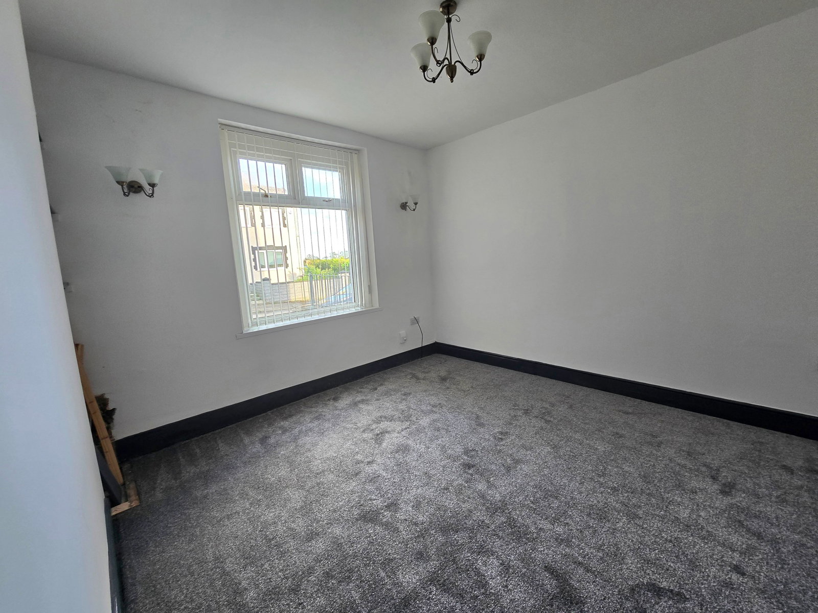 Semi Detached House in Swansea