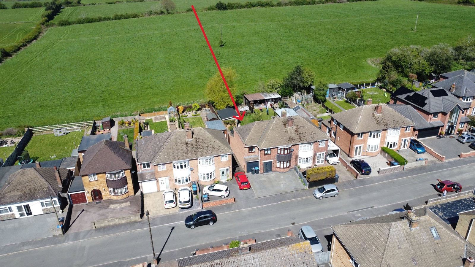 Semi Detached House in Nuneaton