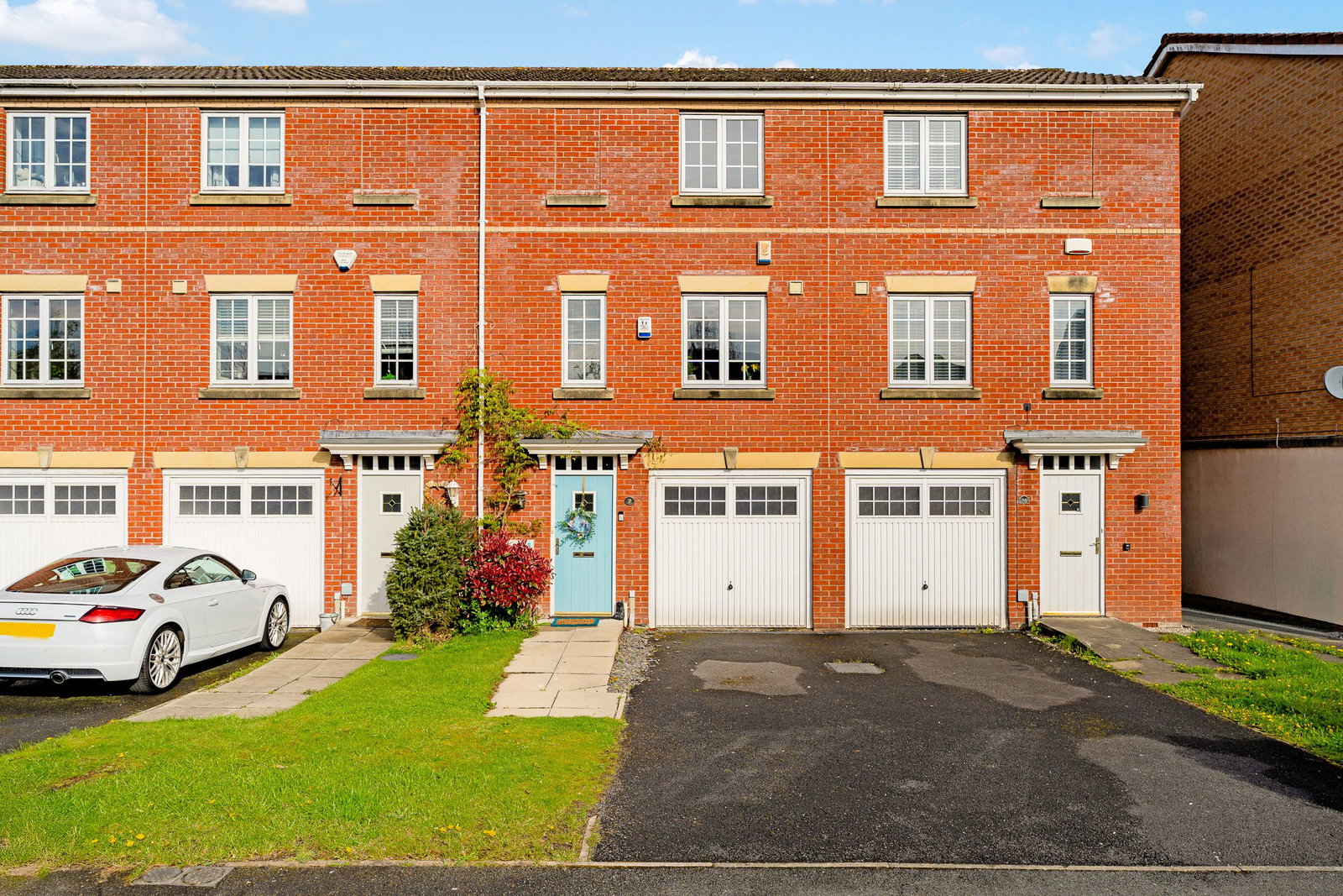 Town House in Leigh