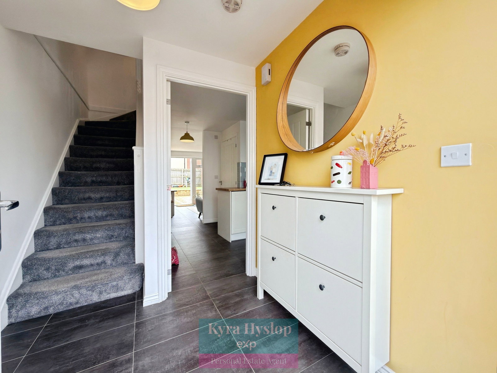 Semi Detached House in Exeter