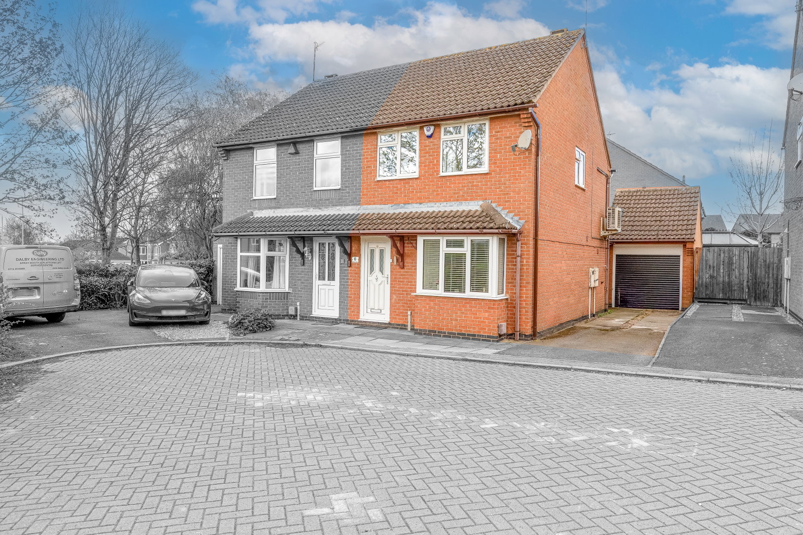 Semi Detached House in Whetstone