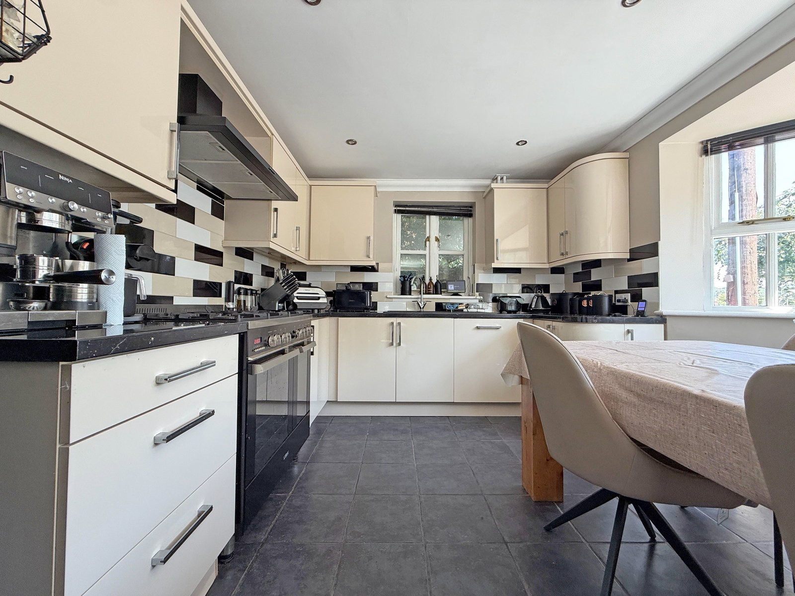 Semi Detached House in Halstead