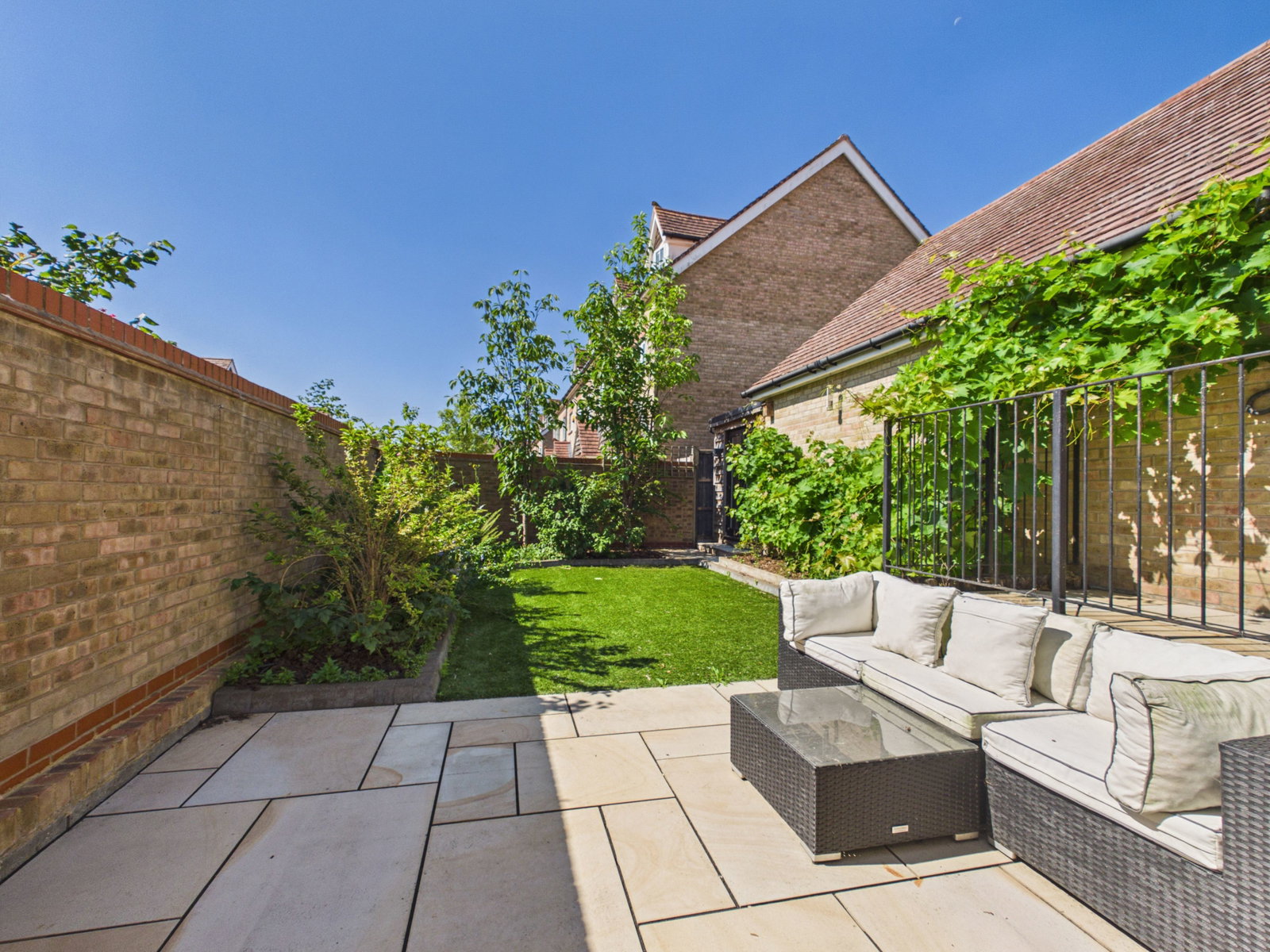 Detached House in Rochester