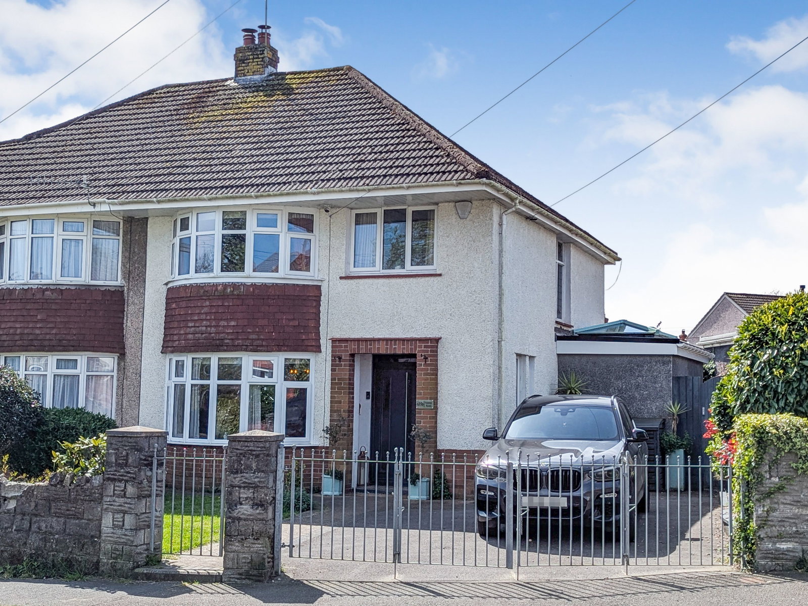 Semi Detached House in Swansea