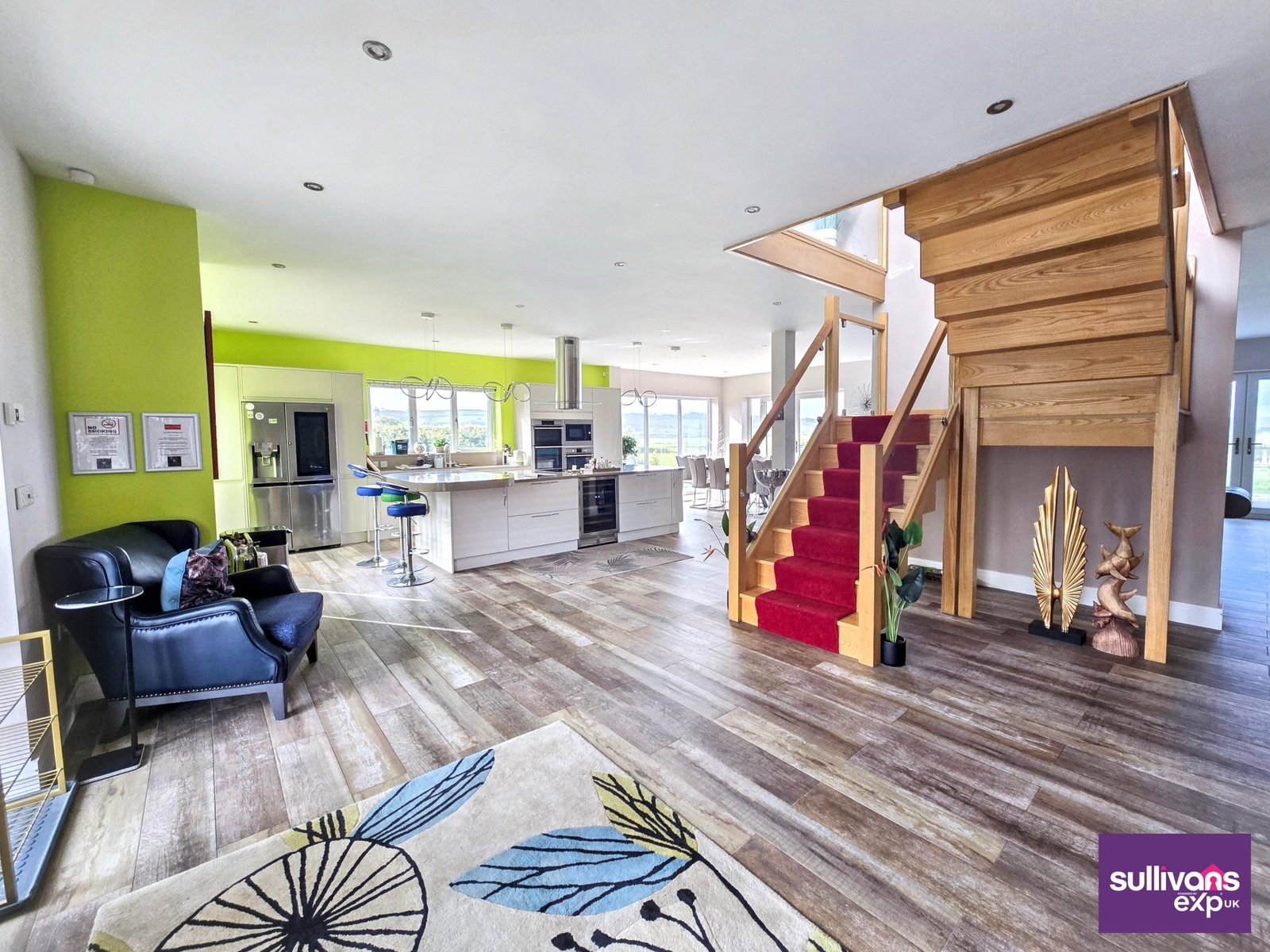 Detached House in Swansea