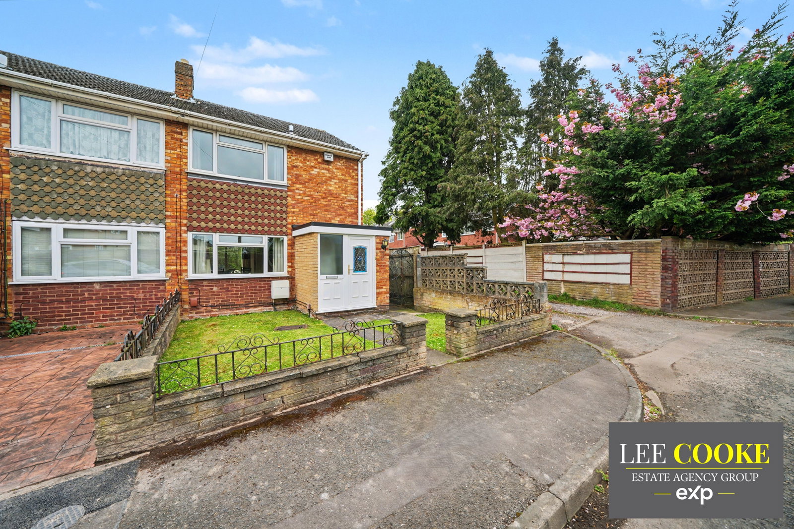 Semi Detached House in Wolverhampton