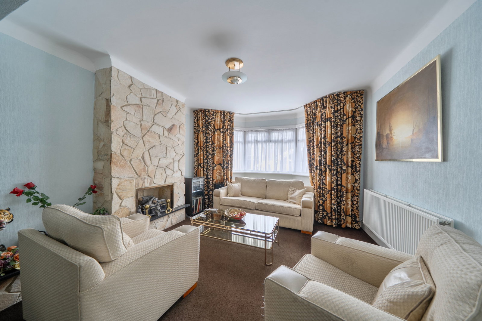 Semi Detached House in Edgware