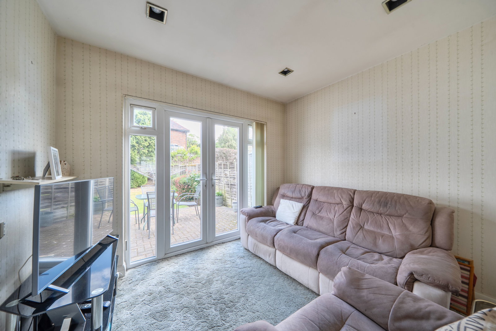 Semi Detached House in Edgware