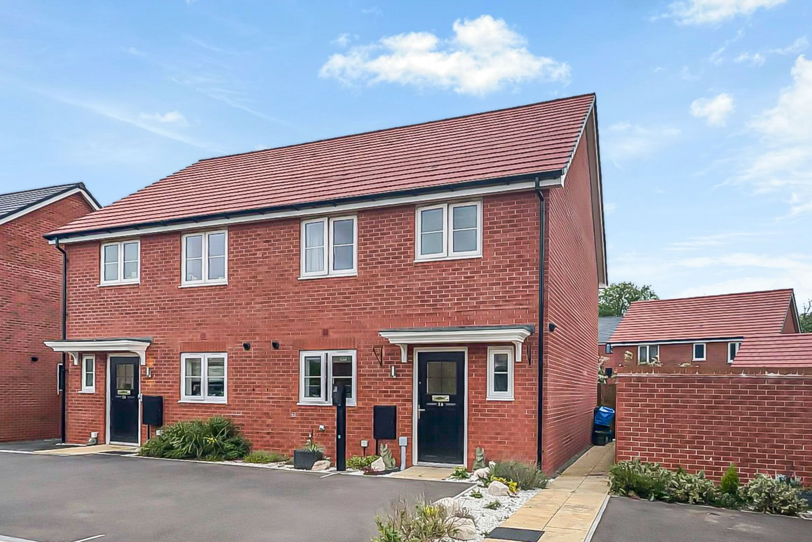 Semi Detached House in Quedgeley