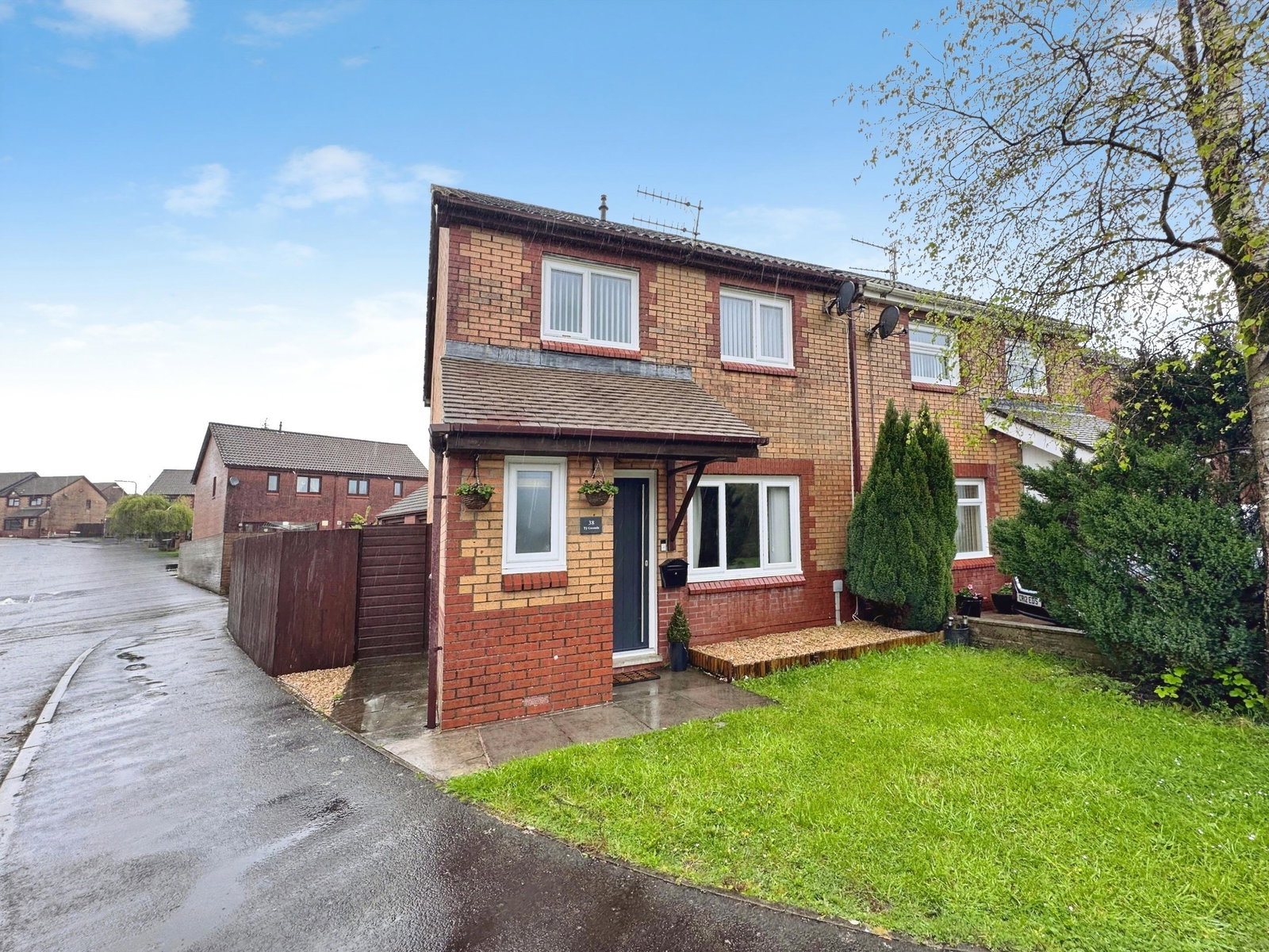 Semi Detached House in Swansea
