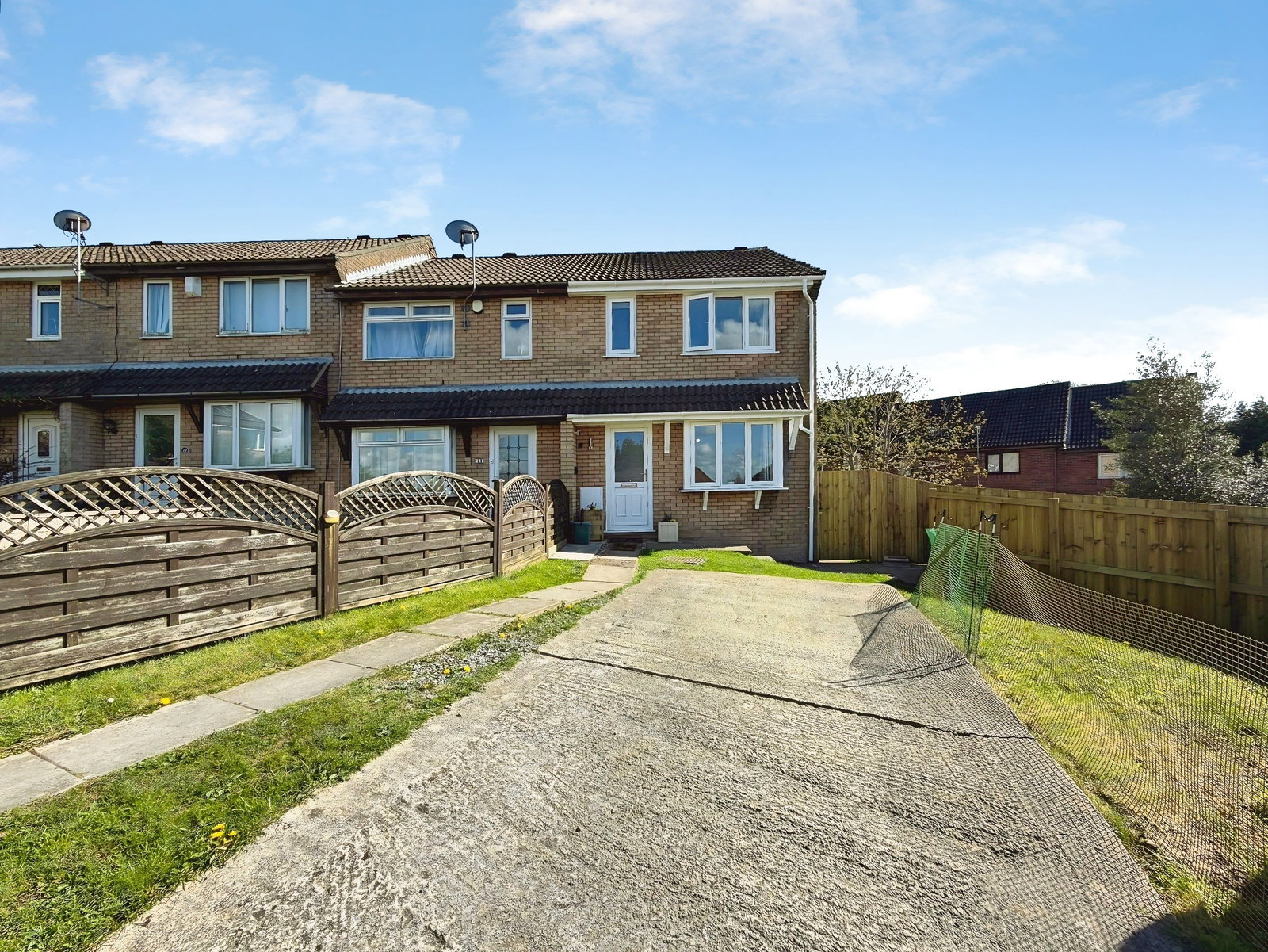 End Of Terrace House for sale in Swansea, Maes-y-Parc, Ravenhill, Swansea, SA5 5DZ